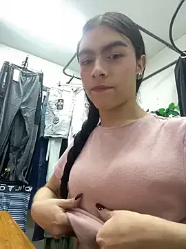 VictoriaMorrone – webcam model profile photo Image 7