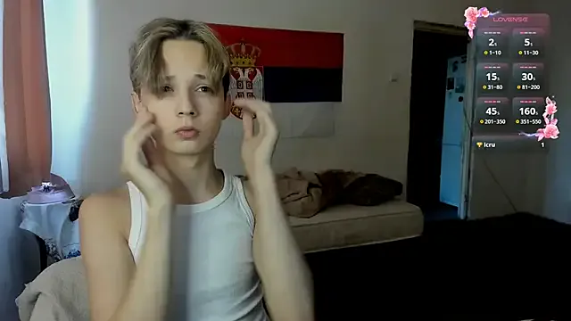 reeves_bae – webcam model profile photo Image 10