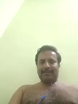 British_EmJess – webcam model profile photo Image 10