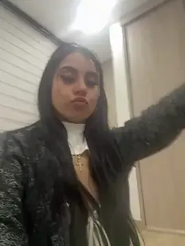 Anesteishen – webcam model profile photo Image 3