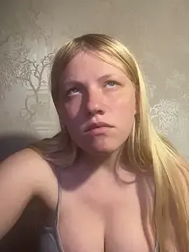 Hanna_Blondee – webcam model profile photo Image 2
