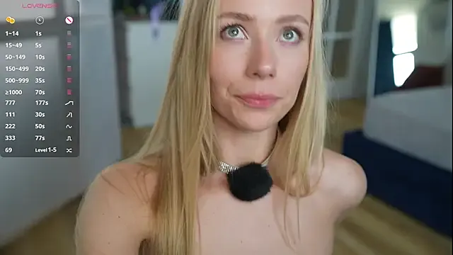 Nataly_Blonde – webcam model profile photo Image 2