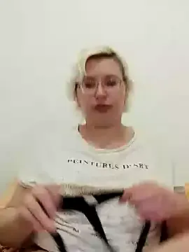 AlisaaAt – webcam model profile photo Image 10