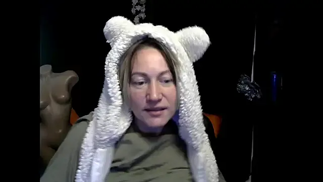 Cheryblush – webcam model profile photo Image 18