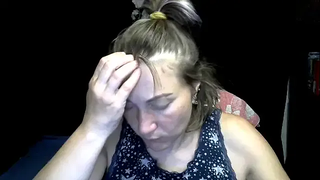 Cheryblush – webcam model profile photo Image 4