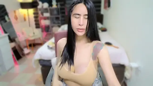 milla_milla – webcam model profile photo Image 16