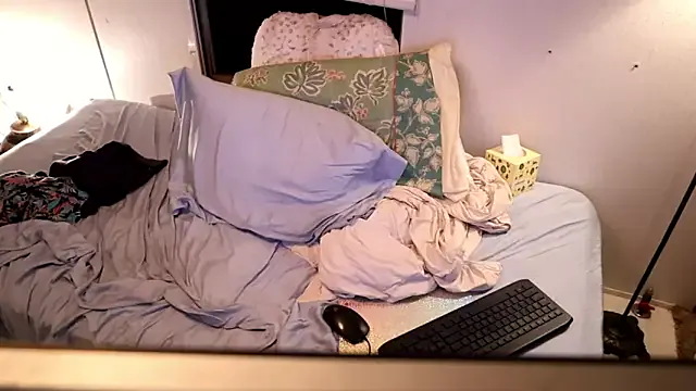 Adel9 – webcam model profile photo Image 13