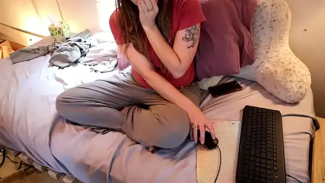 Adel9 – webcam model profile photo Image 19