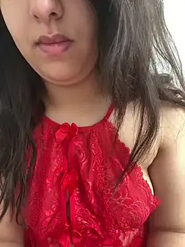 MILAax – webcam model profile photo Image 3
