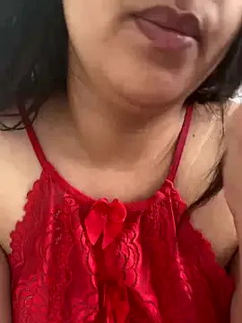 MILAax – webcam model profile photo Image 8