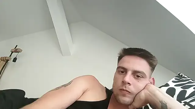 SusyBlair – webcam model profile photo Image 17