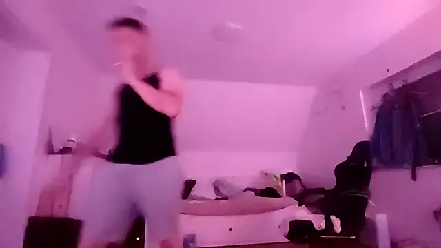 SusyBlair – webcam model profile photo Image 8