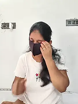 Hanna_Blondee – webcam model profile photo Image 11