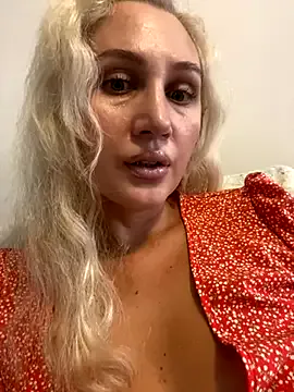 TaianaHerrera – webcam model profile photo Image 12