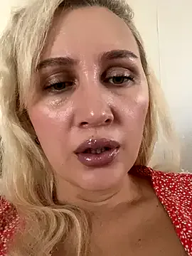 TaianaHerrera – webcam model profile photo Image 18