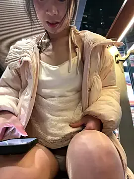 SusyBlair – webcam model profile photo Image 18