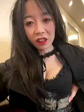 SusyBlair – webcam model profile photo Image 5