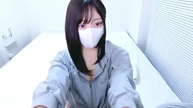 Haluley – webcam model profile photo Image 19