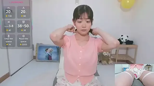 JessieBlonde – webcam model profile photo Image 17