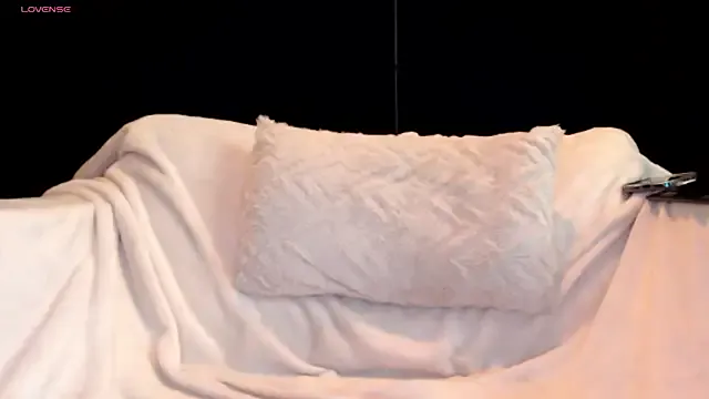 gravebabyxo – webcam model profile photo Image 7