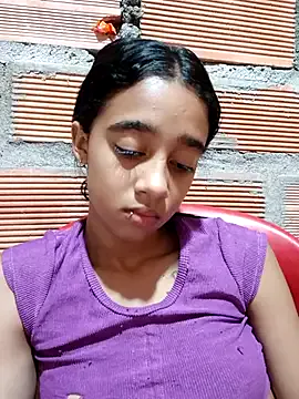 BlondeScarlettx – webcam model profile photo Image 9